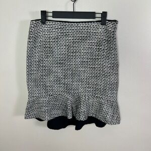 NWT - WHITE HOUSE BLACK MARKET Tweed Ruffle Skirt Black White Multi Color Size 4